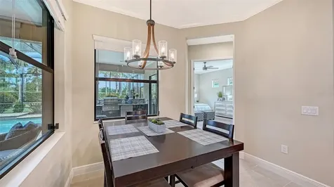 8215 Larkspur Circle Sarasota FL 34241