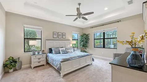 8215 Larkspur Circle Sarasota FL 34241