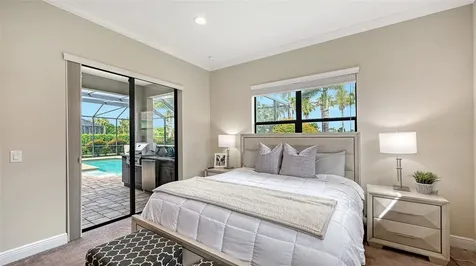 8215 Larkspur Circle Sarasota FL 34241