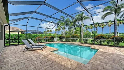 8215 Larkspur Circle Sarasota FL 34241