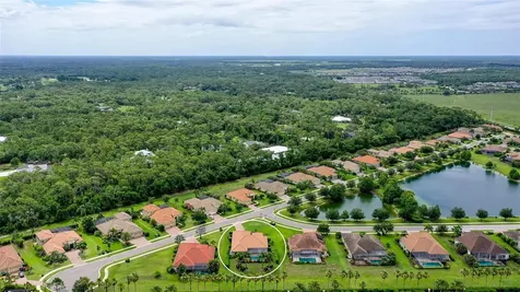 8215 Larkspur Circle Sarasota FL 34241