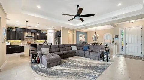 8215 Larkspur Circle Sarasota FL 34241