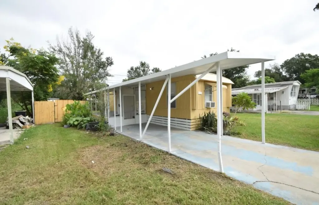 3306 Peachtree Hill Road Lakeland FL 33801