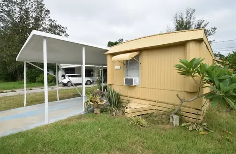 3306 Peachtree Hill Road Lakeland FL 33801