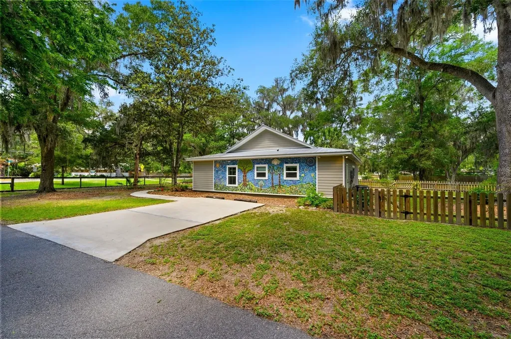 2620 NW 31st Avenue Gainesville FL 32605