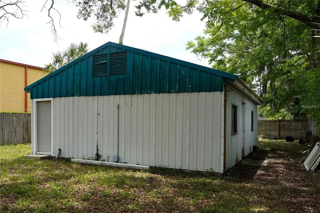 1004 Talton Avenue Deland FL 32720