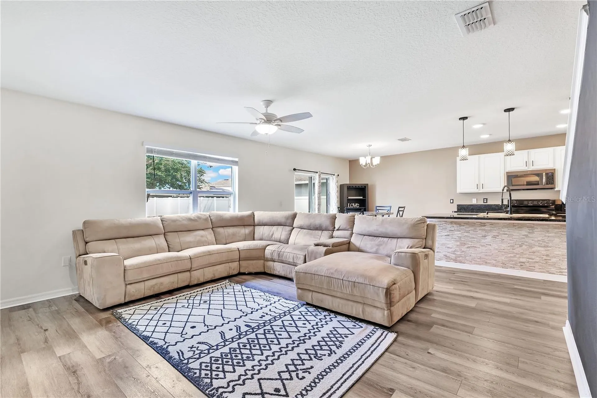 1453 Taos Avenue Kissimmee FL 34744
