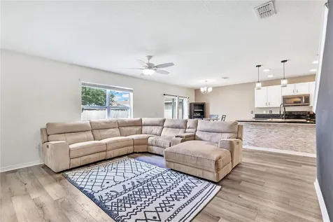 1453 Taos Avenue Kissimmee FL 34744