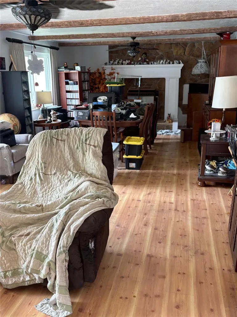 1211 N Peninsula Avenue New Smyrna Beach FL 32169