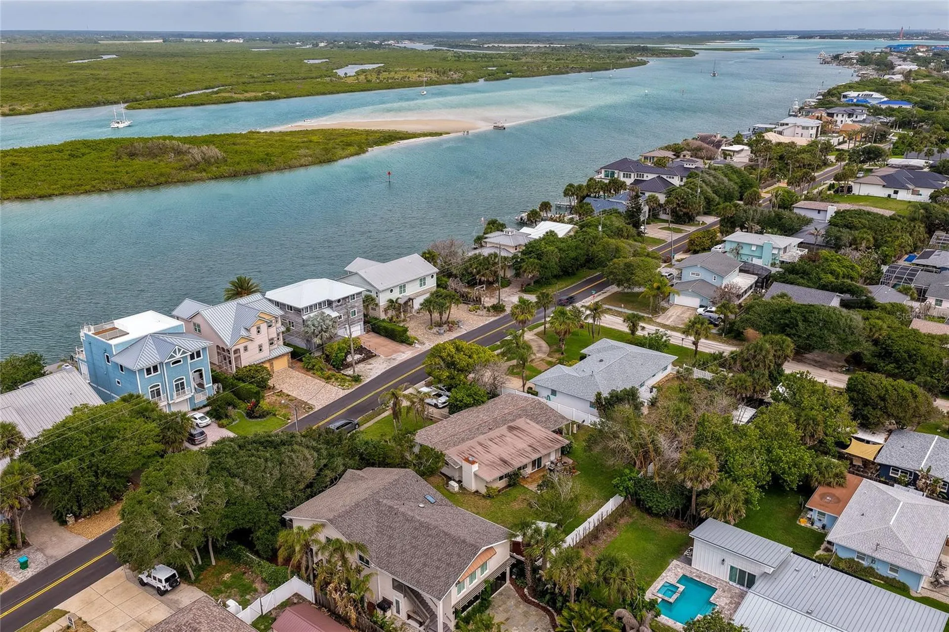 1211 N Peninsula Avenue New Smyrna Beach FL 32169