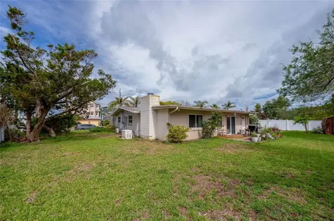 1211 N Peninsula Avenue New Smyrna Beach FL 32169