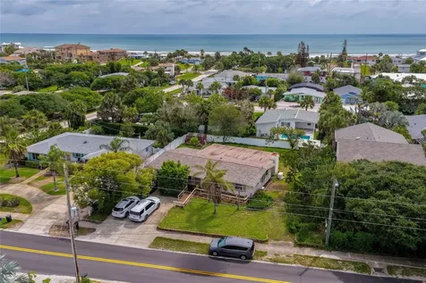 1211 N Peninsula Avenue New Smyrna Beach FL 32169
