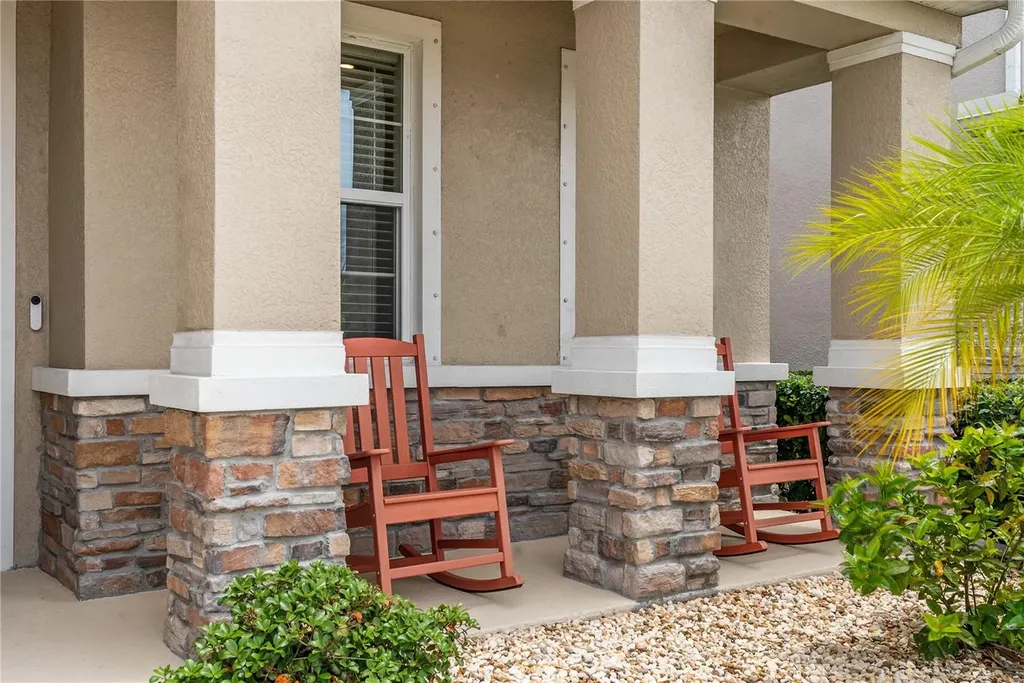 17727 Cantarina Cove Bradenton FL 34211
