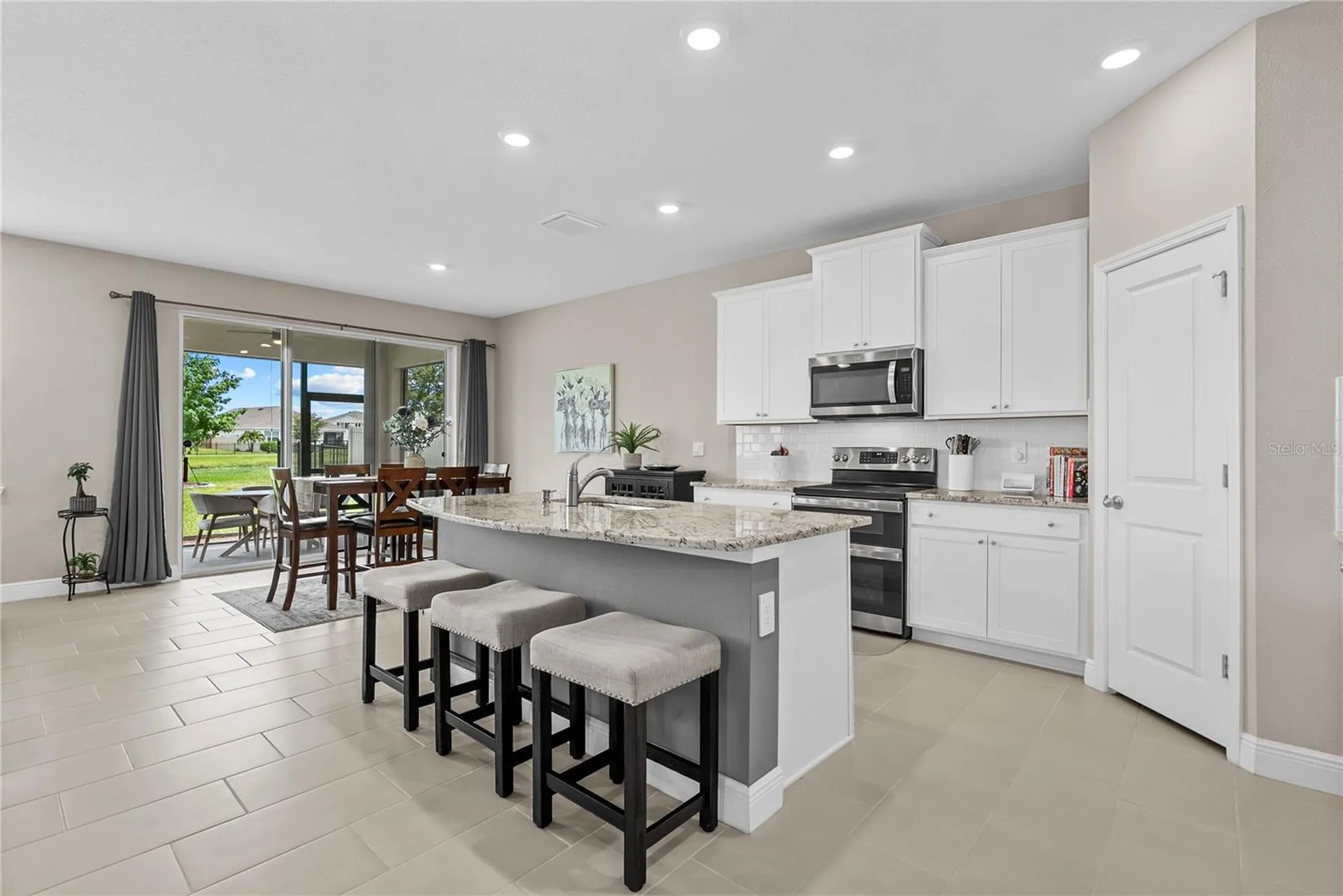 17727 Cantarina Cove Bradenton FL 34211