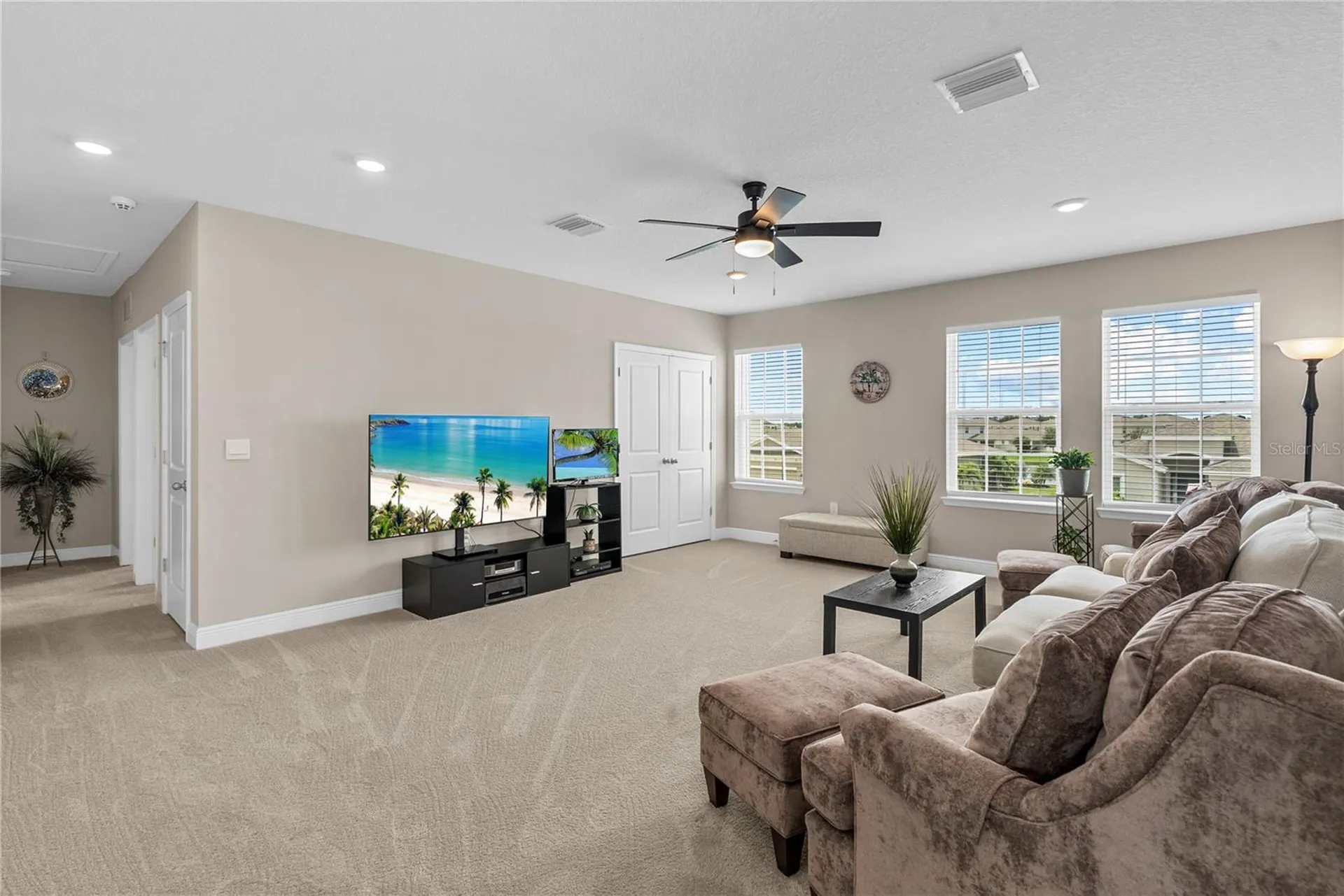 17727 Cantarina Cove Bradenton FL 34211