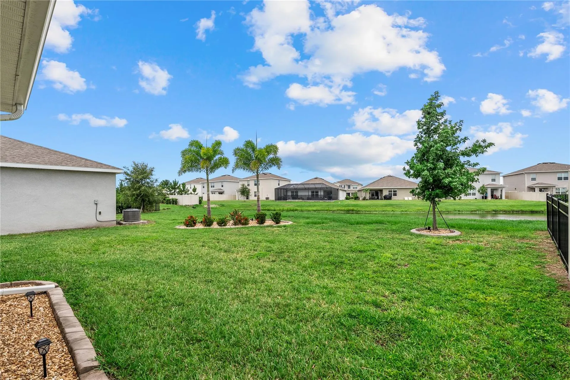 17727 Cantarina Cove Bradenton FL 34211