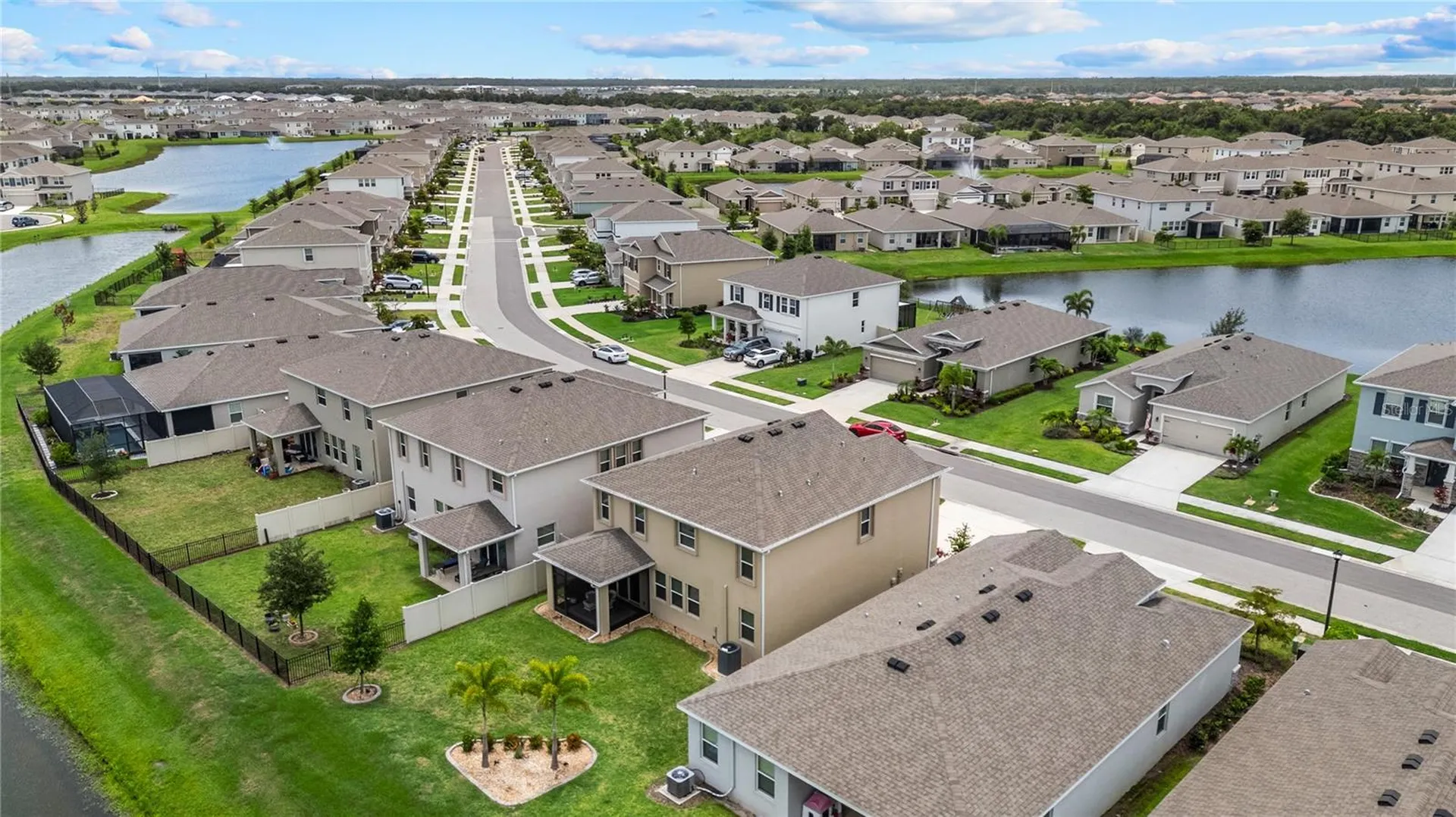17727 Cantarina Cove Bradenton FL 34211