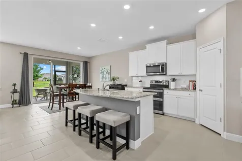 17727 Cantarina Cove Bradenton FL 34211