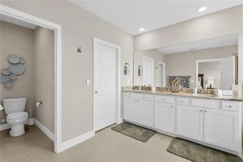 17727 Cantarina Cove Bradenton FL 34211