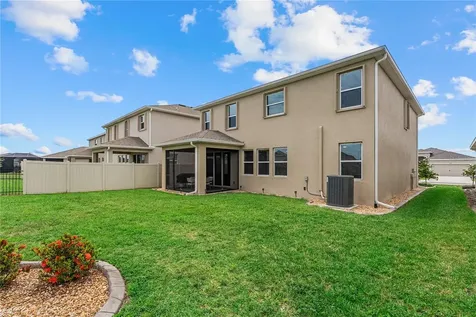 17727 Cantarina Cove Bradenton FL 34211
