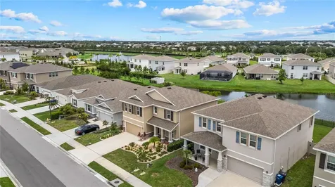 17727 Cantarina Cove Bradenton FL 34211