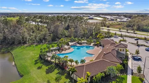 17727 Cantarina Cove Bradenton FL 34211
