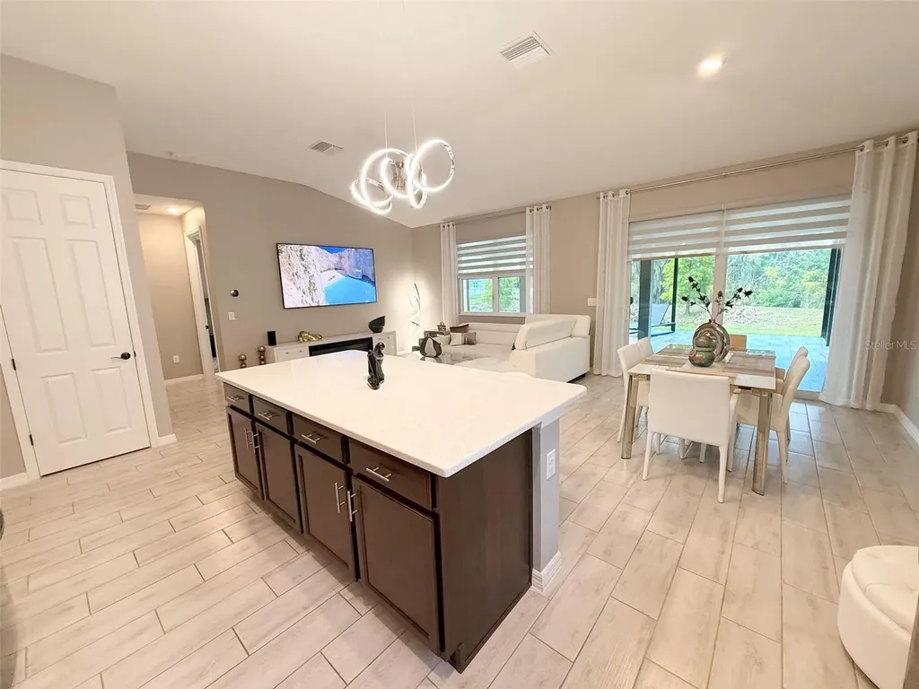 12055 Forest Manor Lane Seffner FL 33584