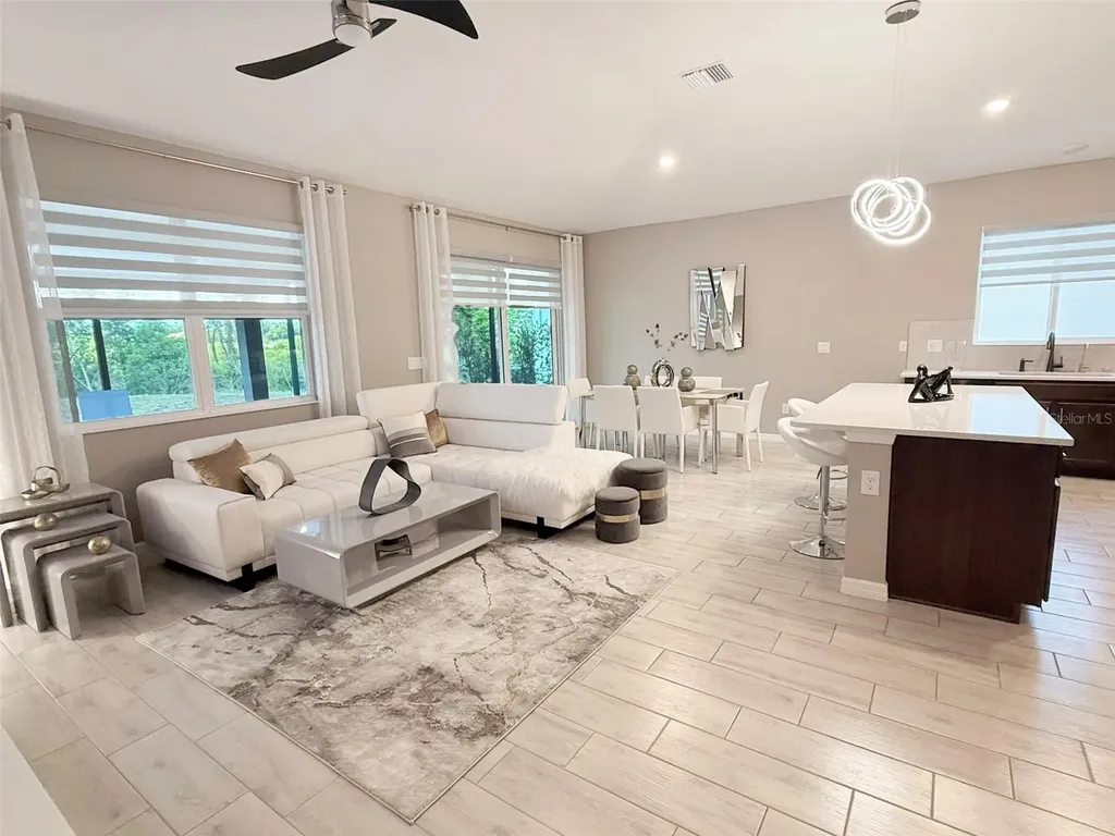 12055 Forest Manor Lane Seffner FL 33584