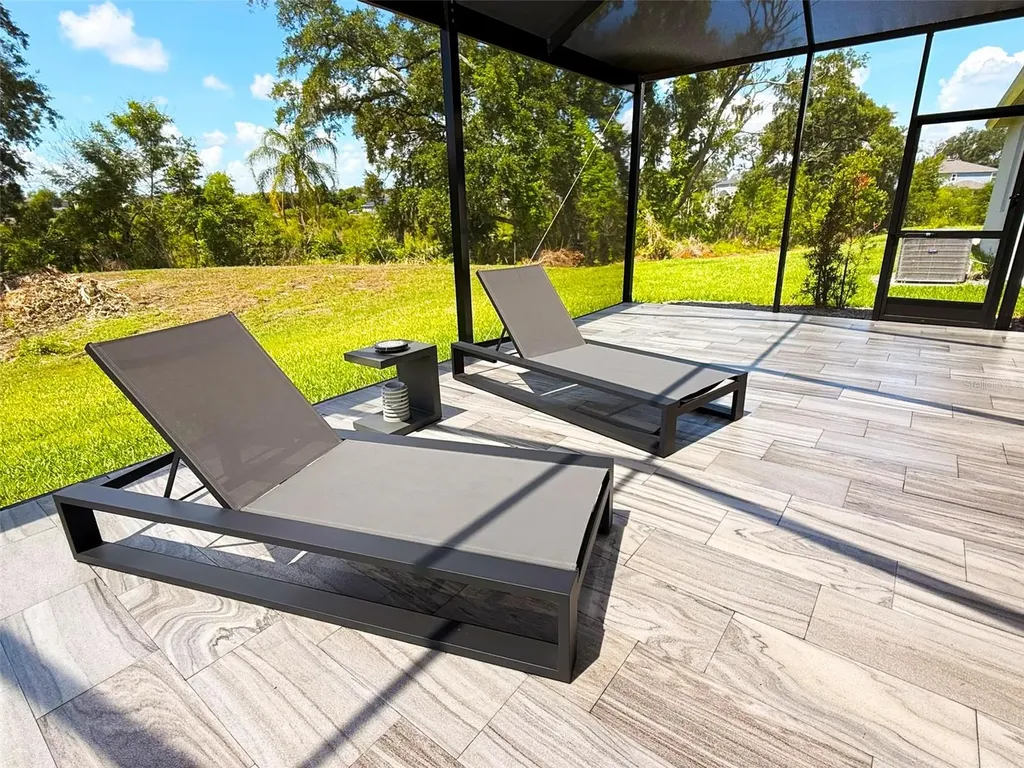 12055 Forest Manor Lane Seffner FL 33584