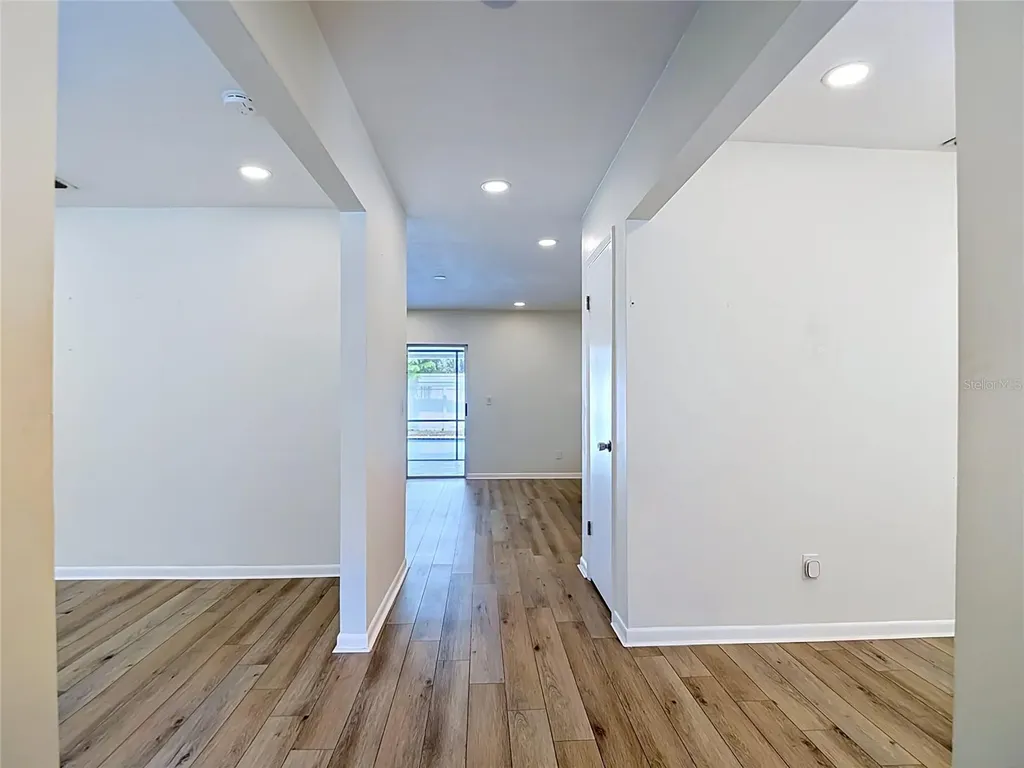 4321 Foxglen Lane Tampa FL 33624