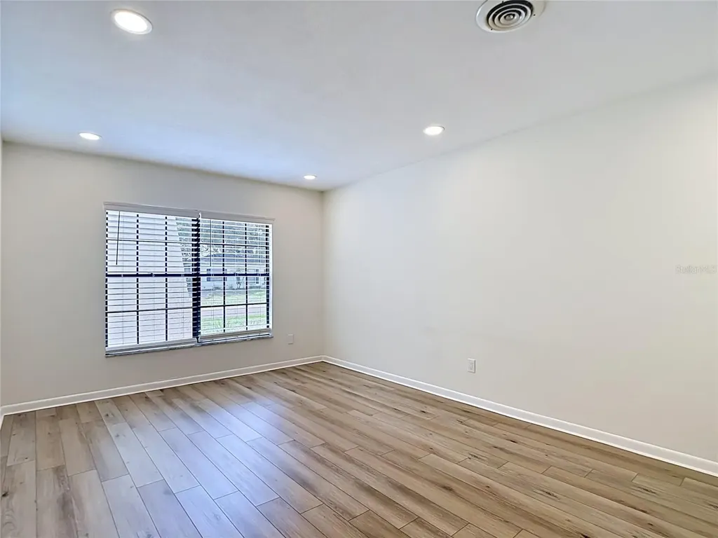 4321 Foxglen Lane Tampa FL 33624