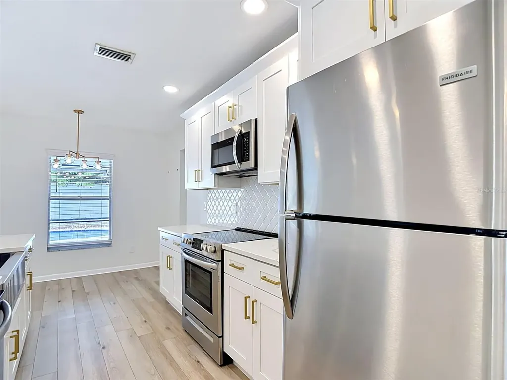 4321 Foxglen Lane Tampa FL 33624