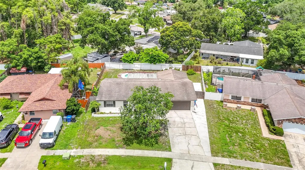 4321 Foxglen Lane Tampa FL 33624