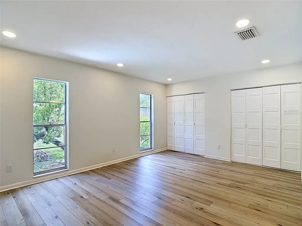 4321 Foxglen Lane Tampa FL 33624