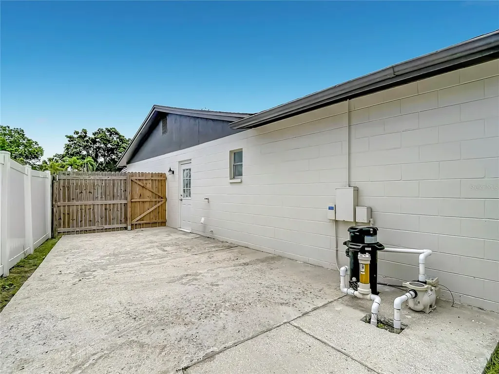 4321 Foxglen Lane Tampa FL 33624
