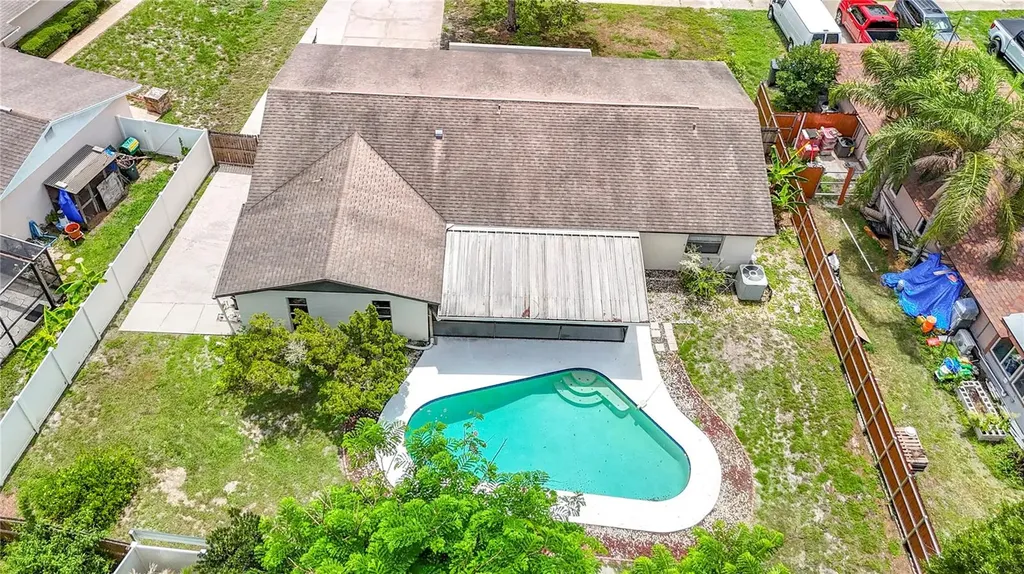 4321 Foxglen Lane Tampa FL 33624