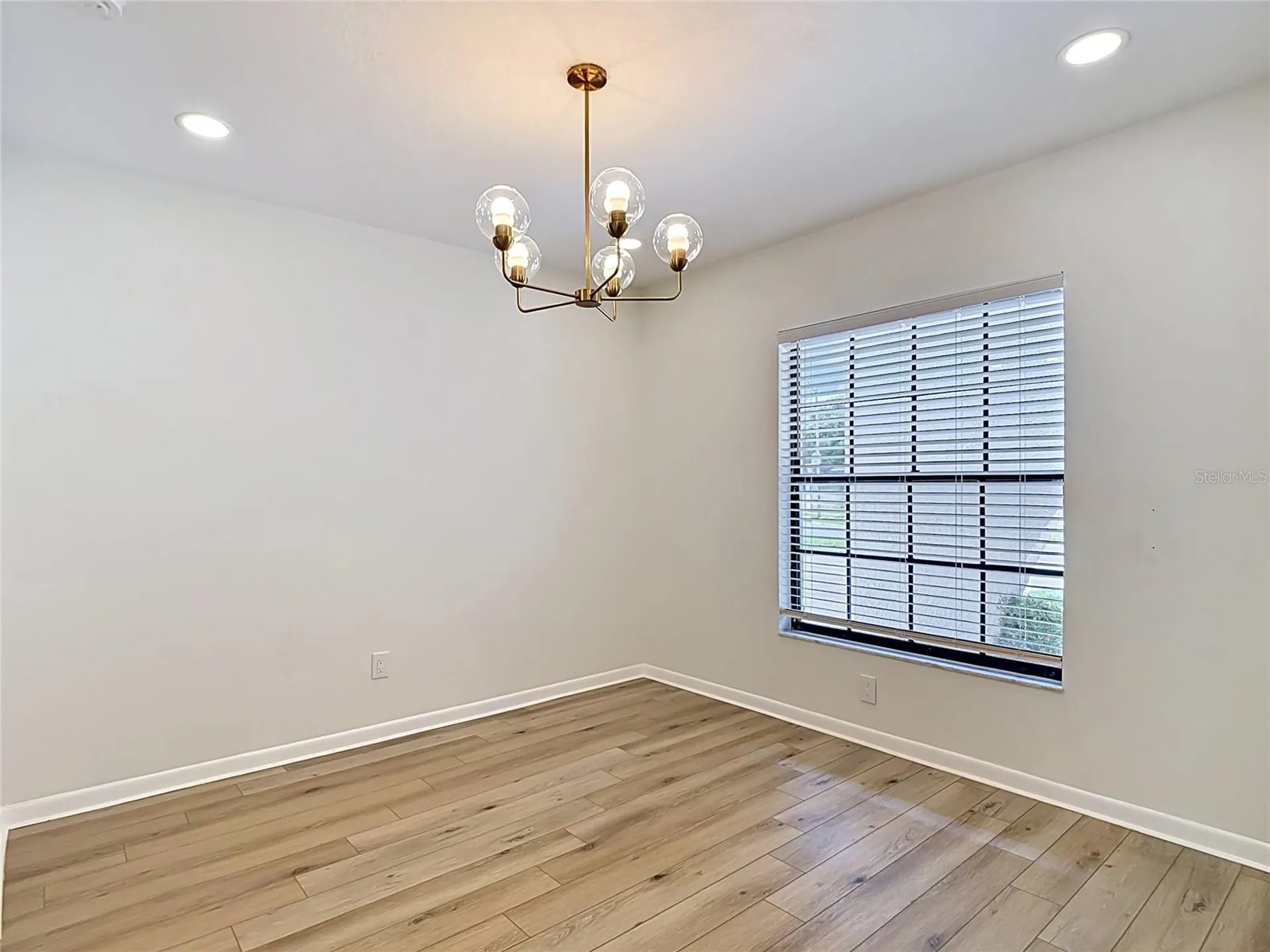 4321 Foxglen Lane Tampa FL 33624