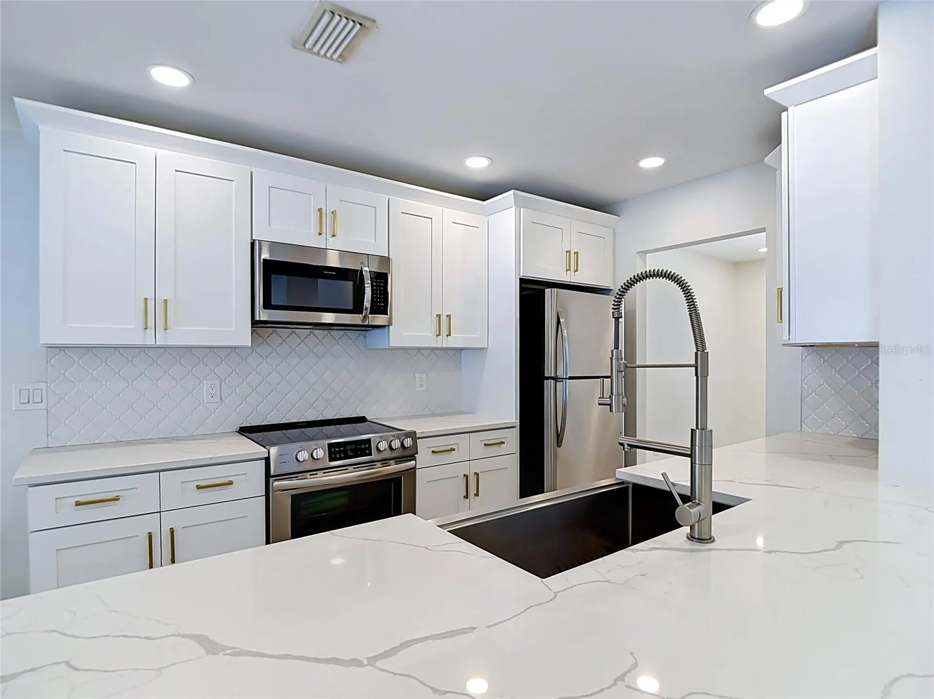 4321 Foxglen Lane Tampa FL 33624