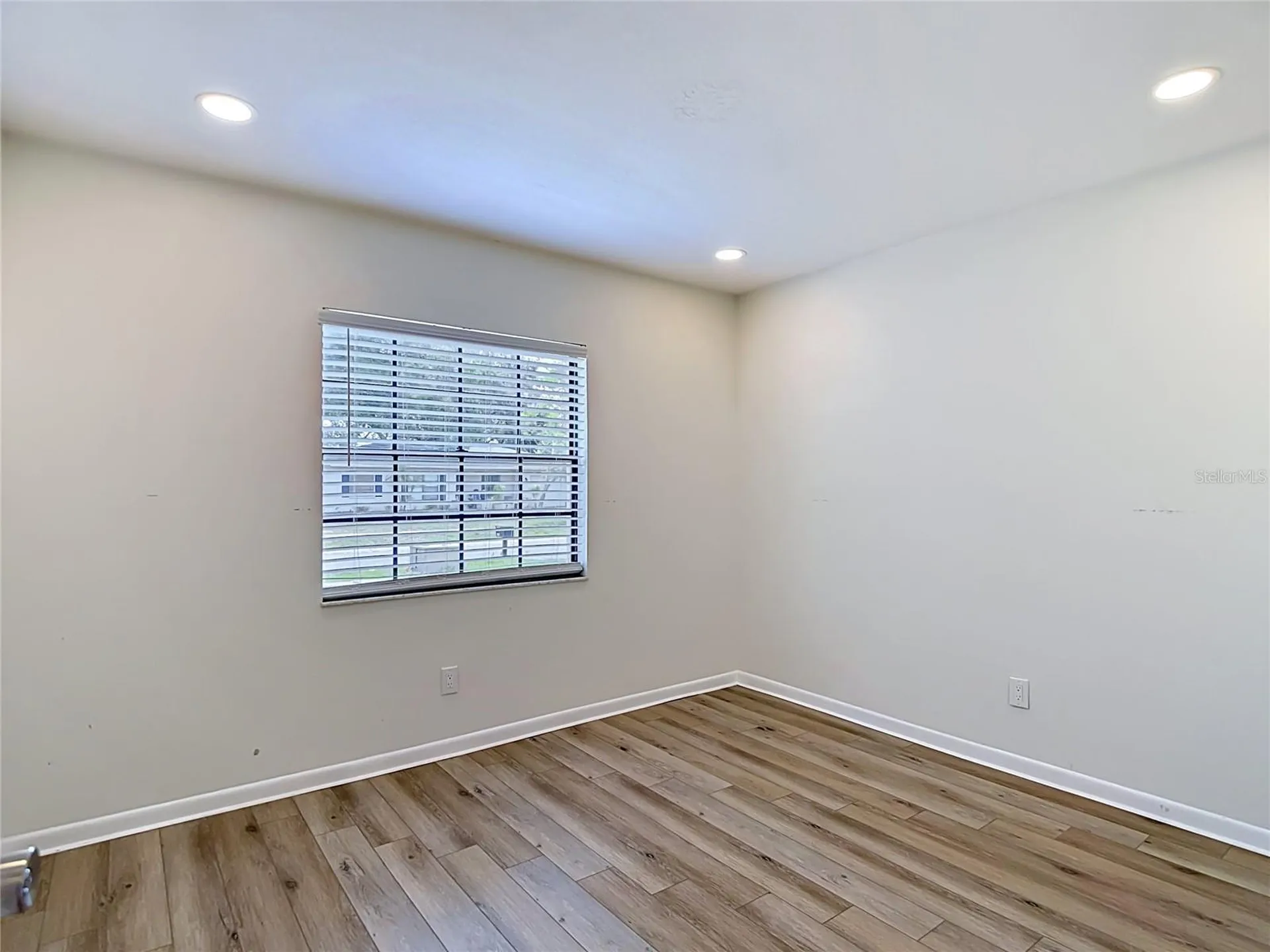 4321 Foxglen Lane Tampa FL 33624