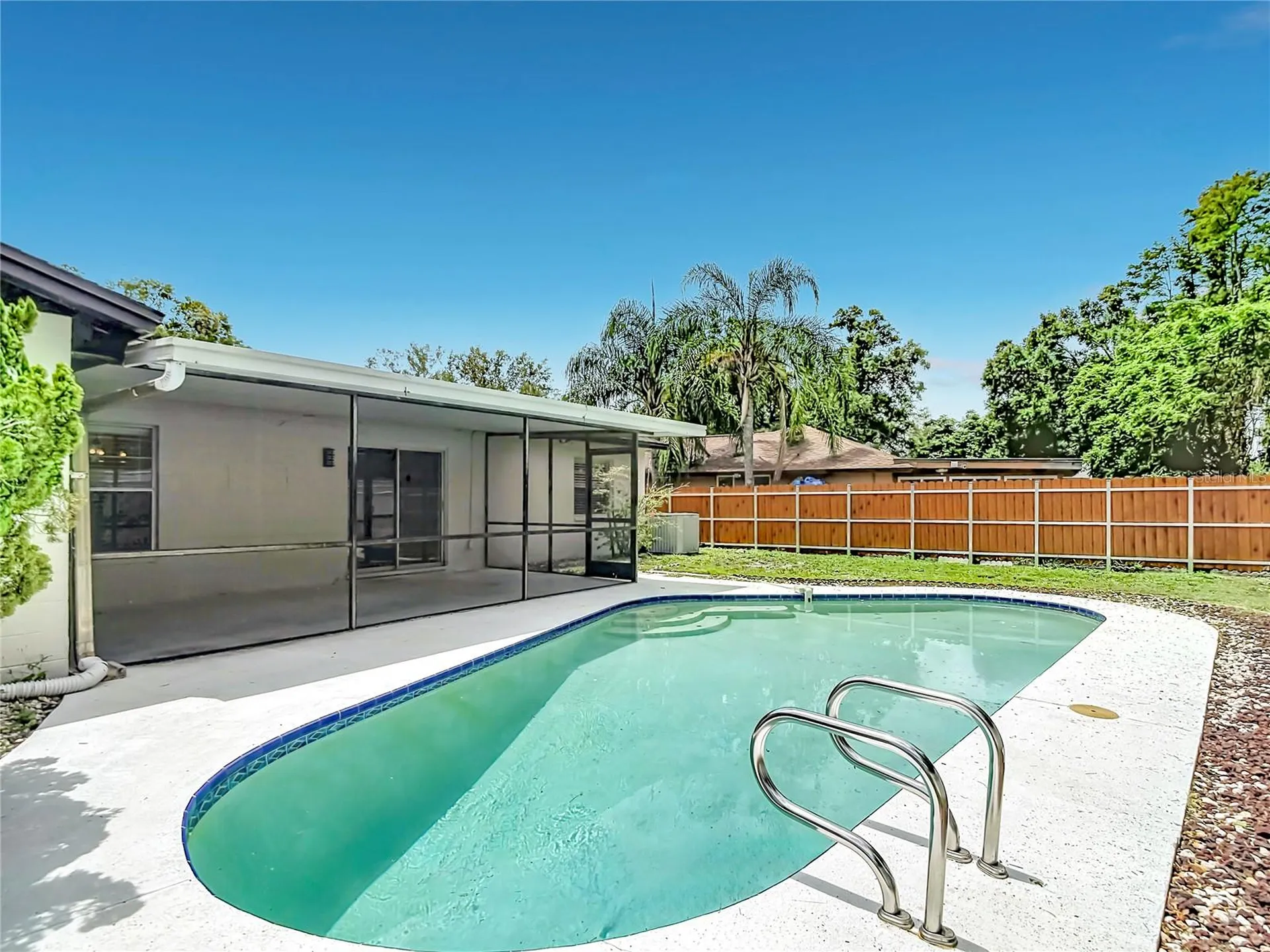 4321 Foxglen Lane Tampa FL 33624