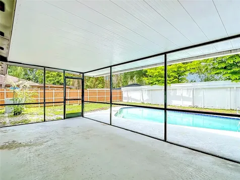 4321 Foxglen Lane Tampa FL 33624