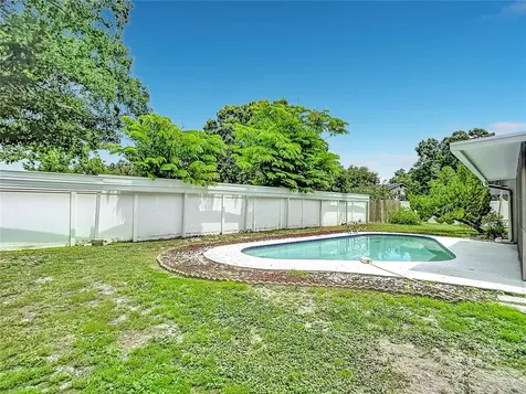 4321 Foxglen Lane Tampa FL 33624