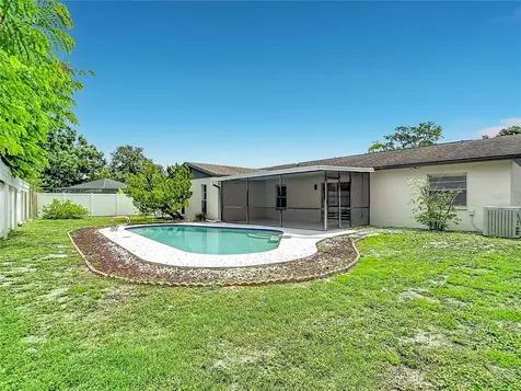 4321 Foxglen Lane Tampa FL 33624