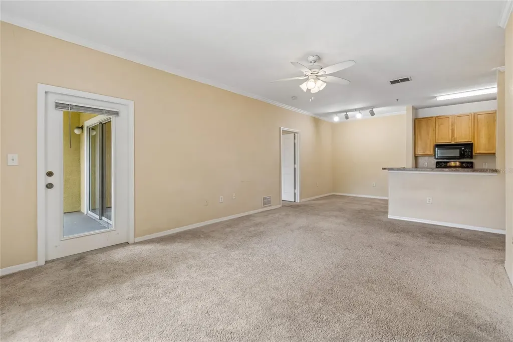 10203 Courtney Palms Boulevard Tampa FL 33619