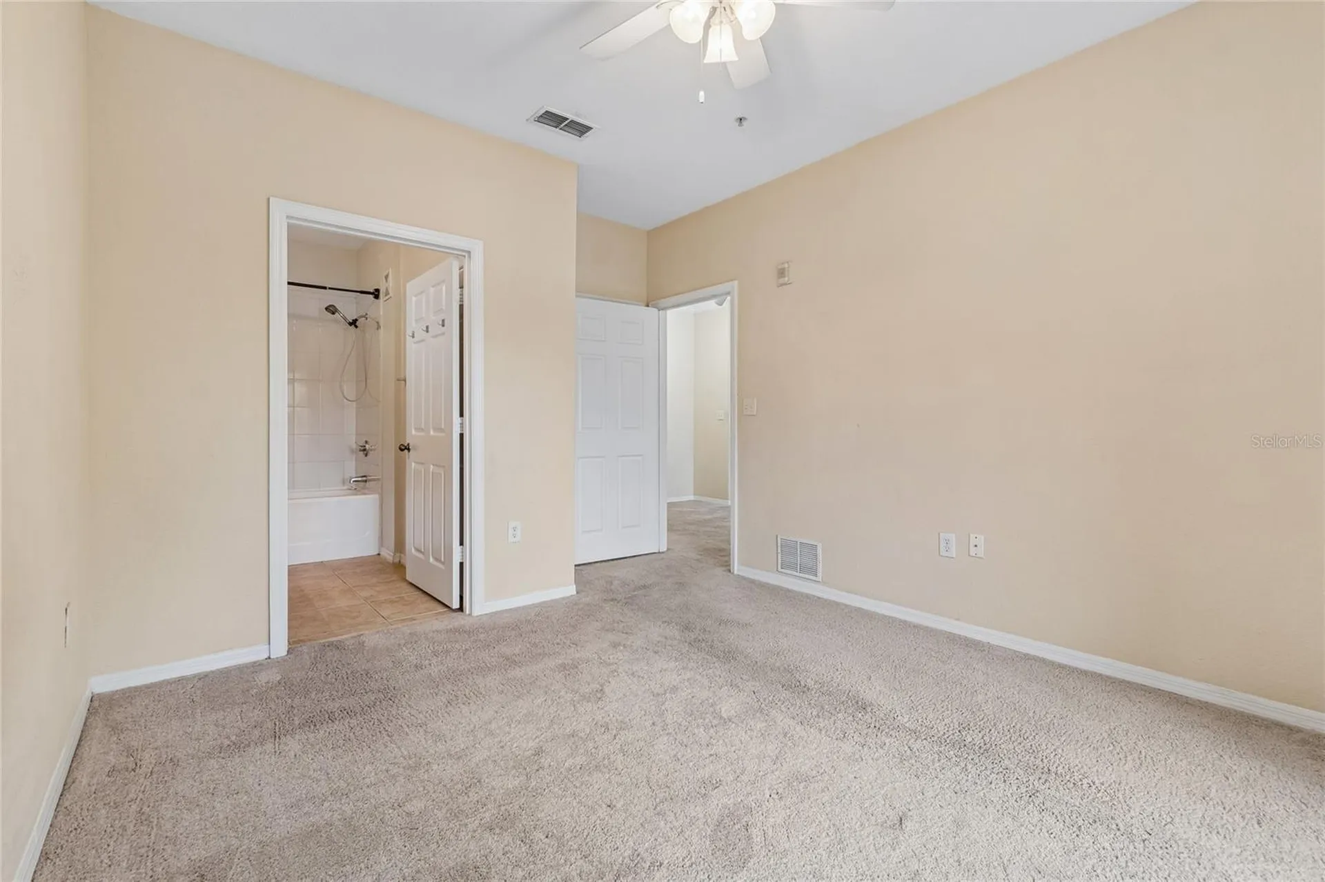 10203 Courtney Palms Boulevard Tampa FL 33619