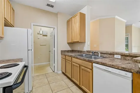 10203 Courtney Palms Boulevard Tampa FL 33619