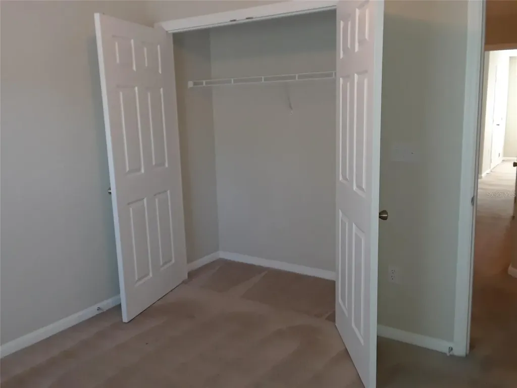 2533 Old Kent Circle Kissimmee FL 34758