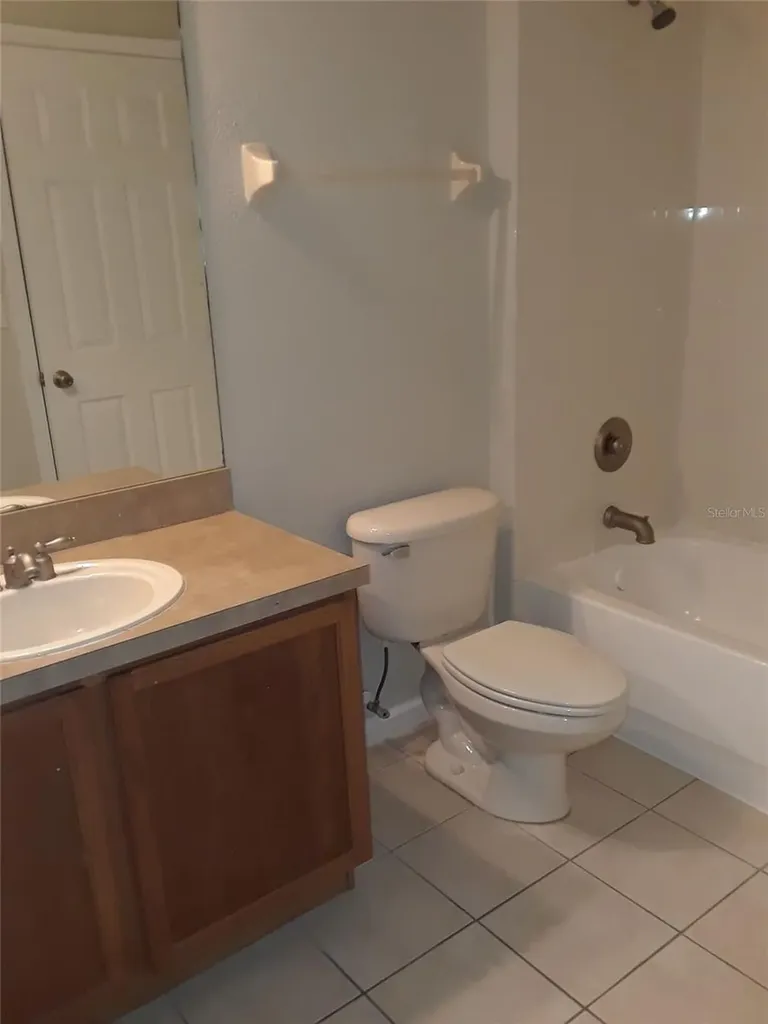 2533 Old Kent Circle Kissimmee FL 34758