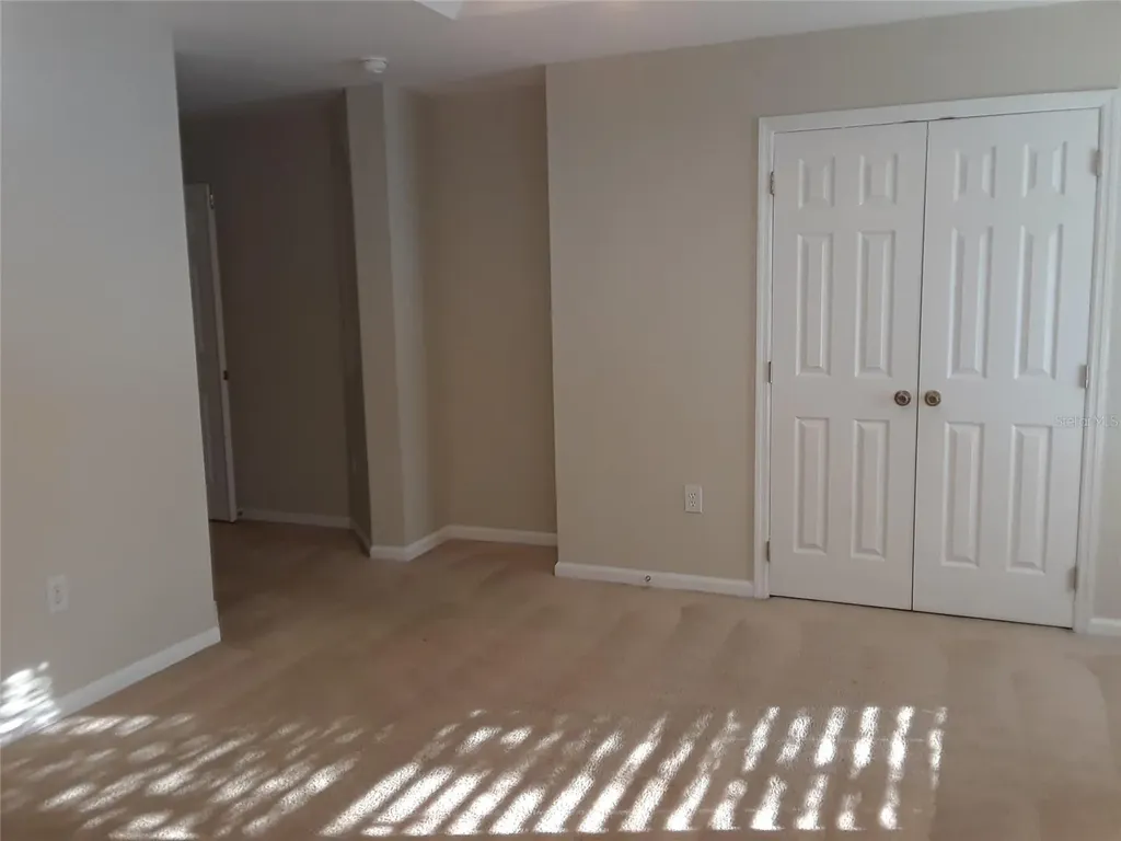 2533 Old Kent Circle Kissimmee FL 34758