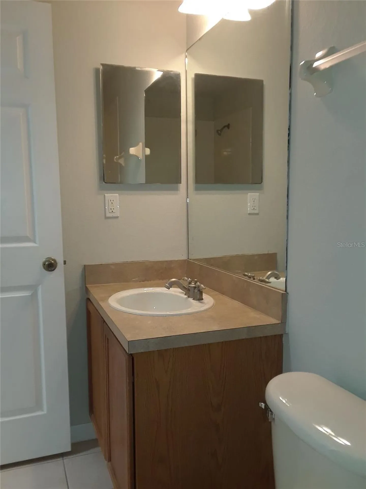 2533 Old Kent Circle Kissimmee FL 34758